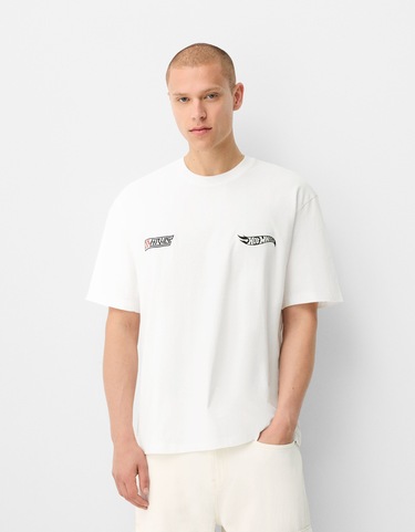 Футболка BERSHKA x HOT WHEELS с принтом