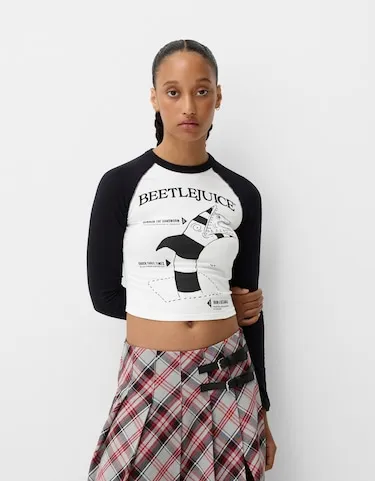 Футболка BERSHKA X BEETLEJUICE с длинными рукавами