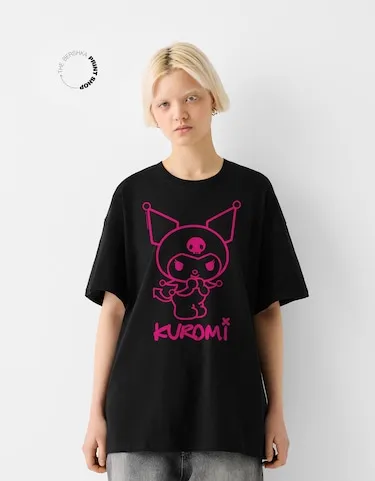 Облегающая футболка KUROMI с коротким рукавом