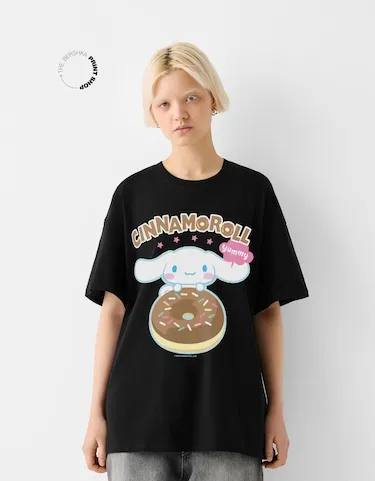 CINNAMOROLL PRINT SHORT SLEEVE OVERSIZE T-SHIRT