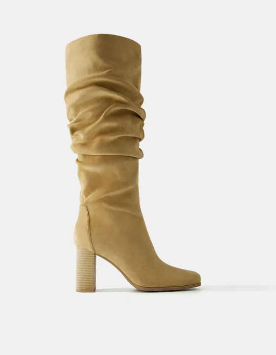 Block-heel slouchy boots